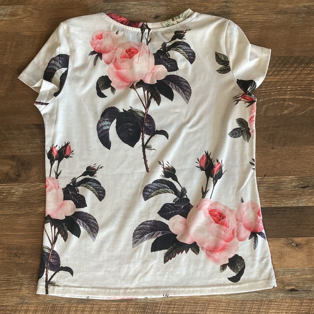 Rose tee - Picture 2 of 6